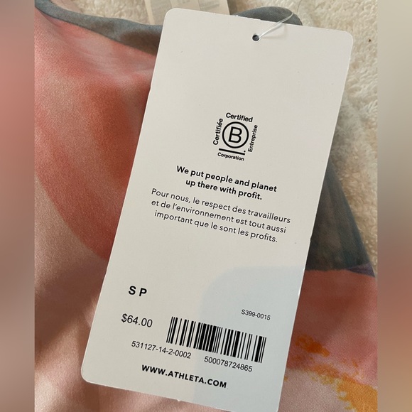 Athleta Conscious Crop - Picture 5 of 6